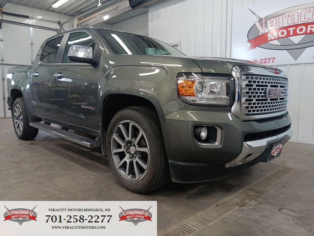 Mineral Metallic 2018 GMC Canyon Pickup Truck Four-Wheel Drive 8-Speed Automatic