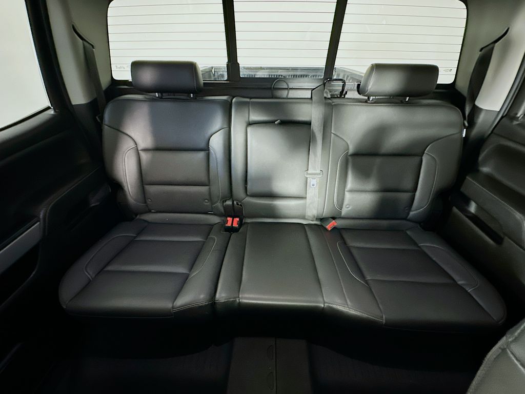 ChevroletSilverado 2500HD13