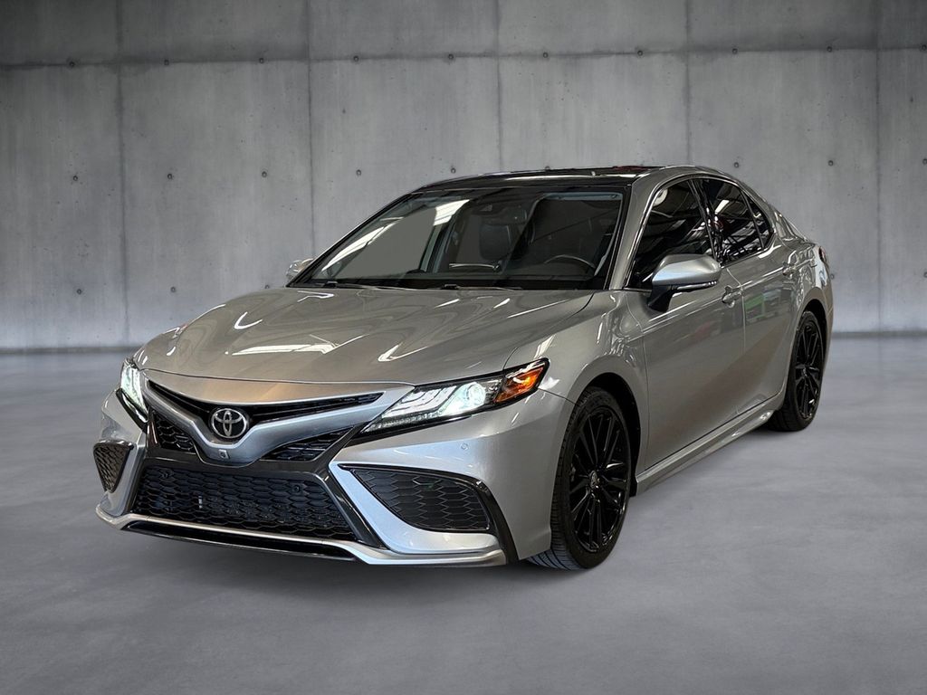 2021 Toyota Camry XSE V6 FWD