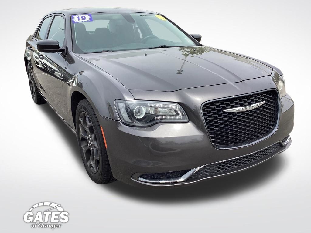 2019 Chrysler 300 Touring AWD