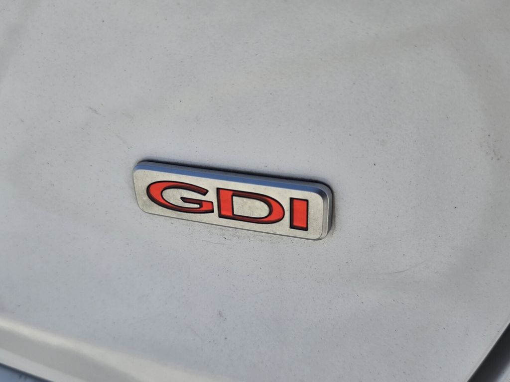 2017 Kia Sorento - $9,039