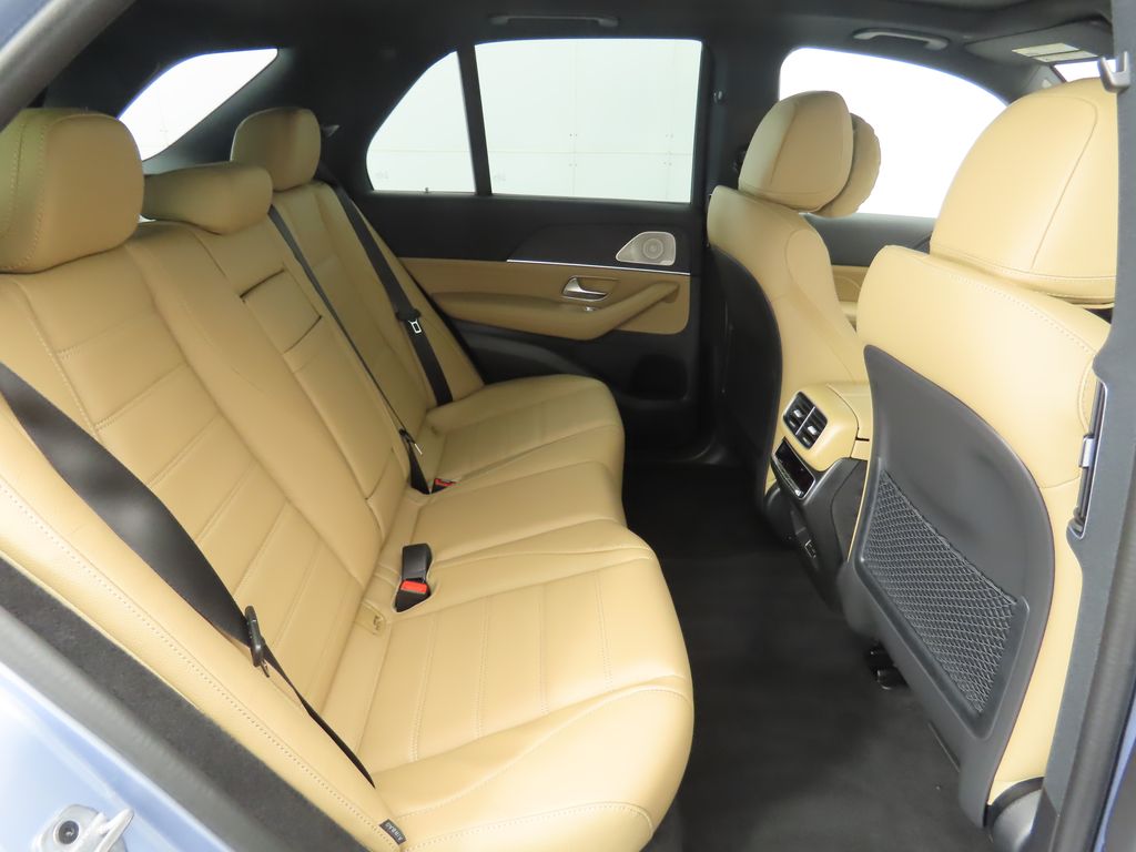 Thumbnail: 2026 Mercedes-Benz GLE - 24