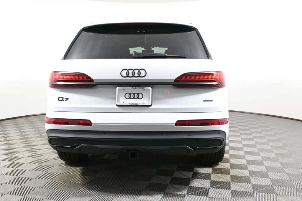 Thumbnail: 2023 Audi Q7 - 6