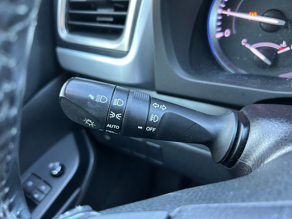 Thumbnail: 2017 Toyota Highlander - 23