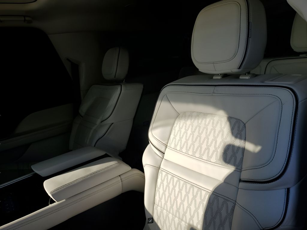 Used Car 2023 Lincoln Navigator L  Black Label For Sale Under $80,000 In Austin, Texas