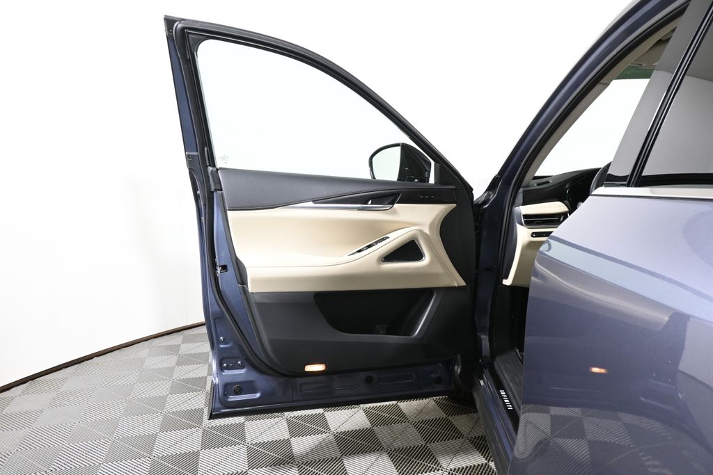Thumbnail: 2023 INFINITI QX60 - 29