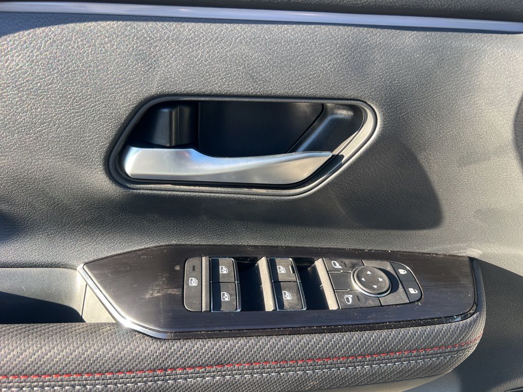2026 Nissan KICKS SR AWD - Photo 25