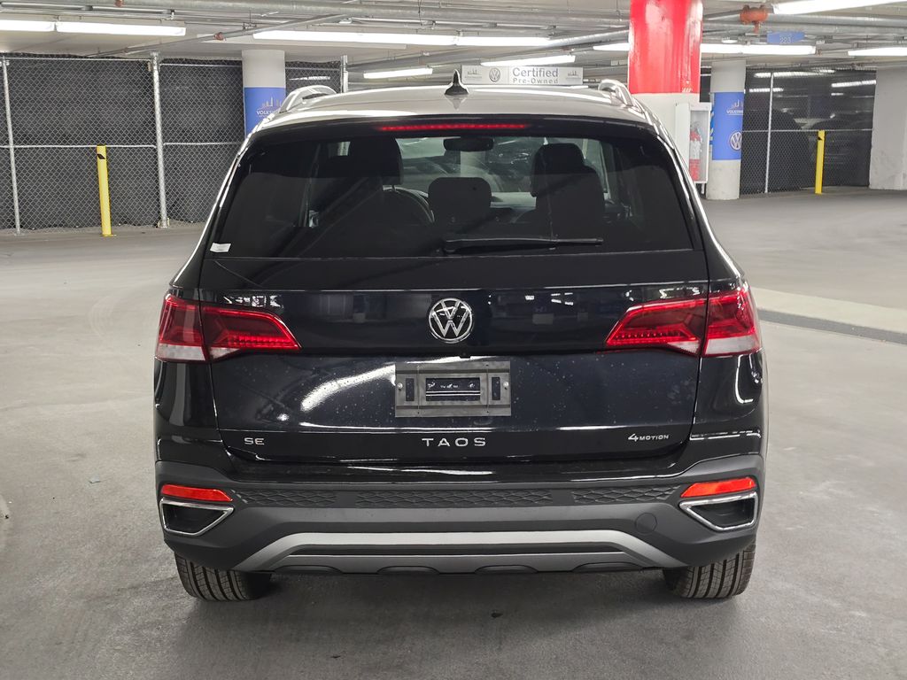 2024 Volkswagen Taos 1.5T SE 10