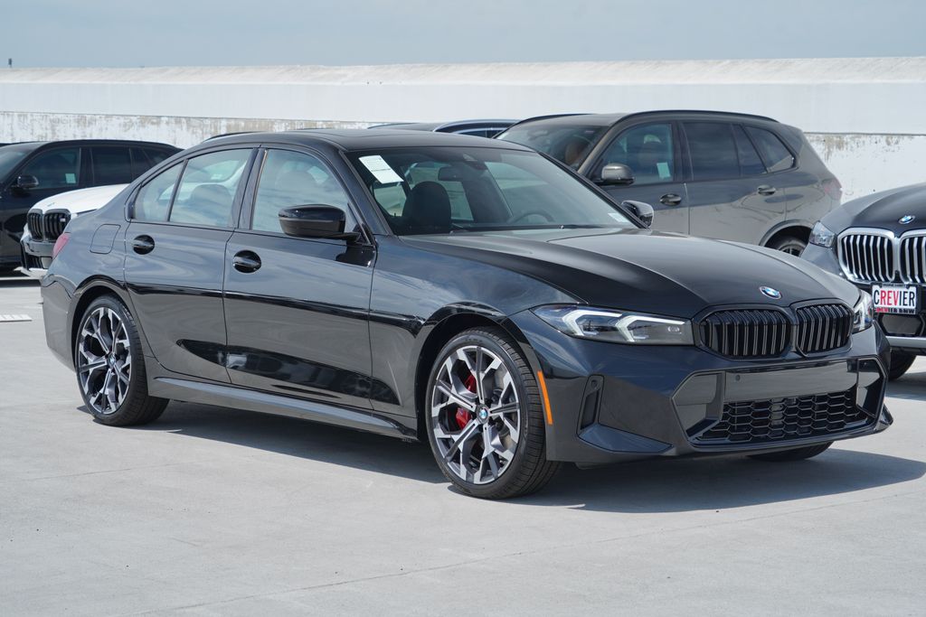 Thumbnail: 2026 BMW 3 Series - 3