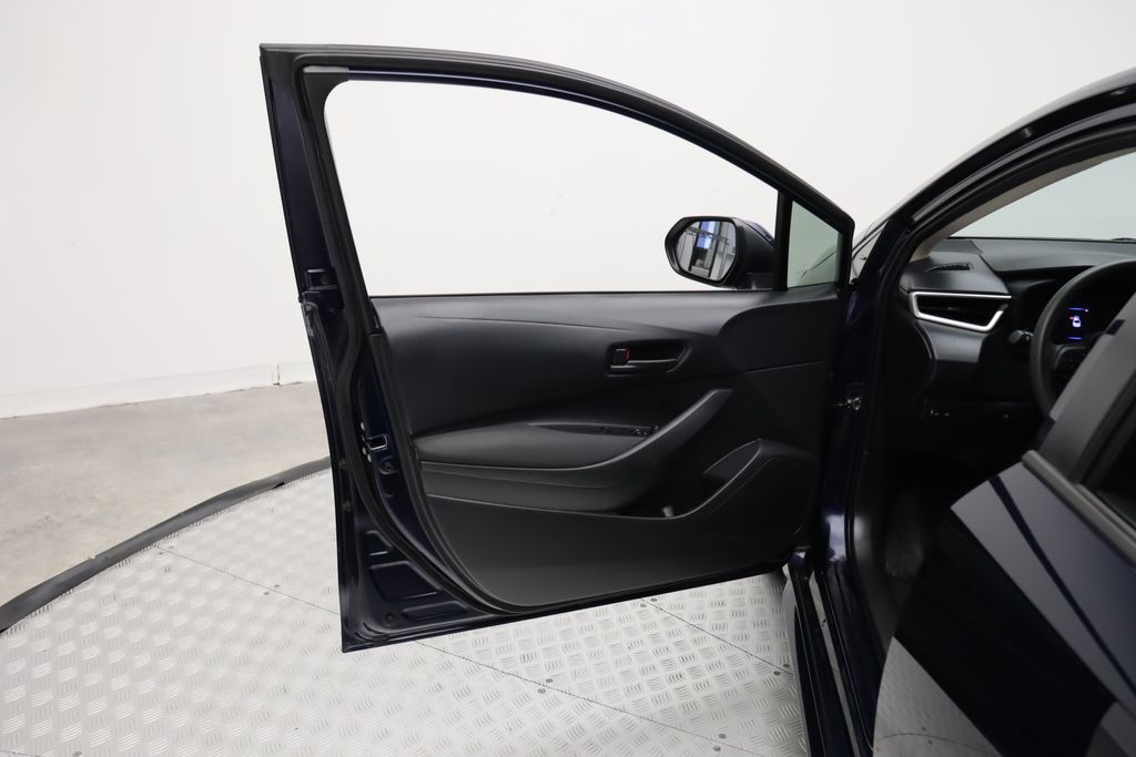 Thumbnail: 2025 Toyota Corolla - 16