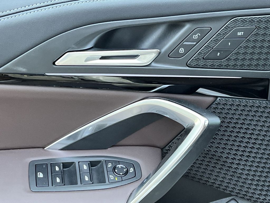 Thumbnail: 2023 BMW X1 - 13