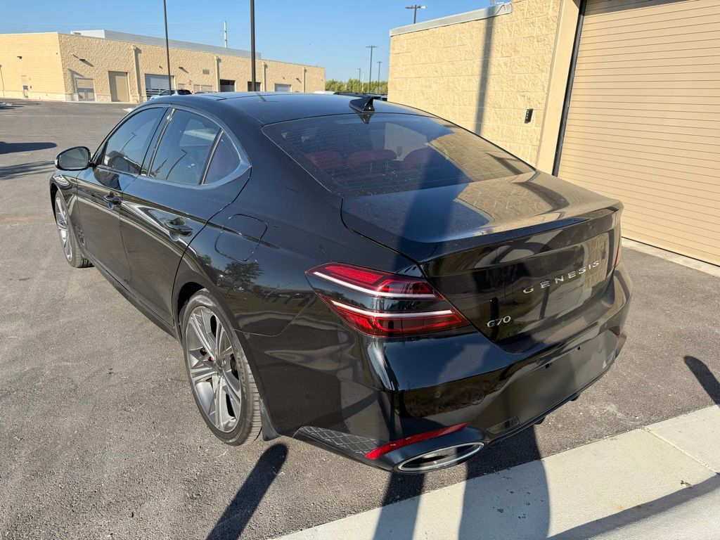 Thumbnail: 2025 Genesis G70 - 6