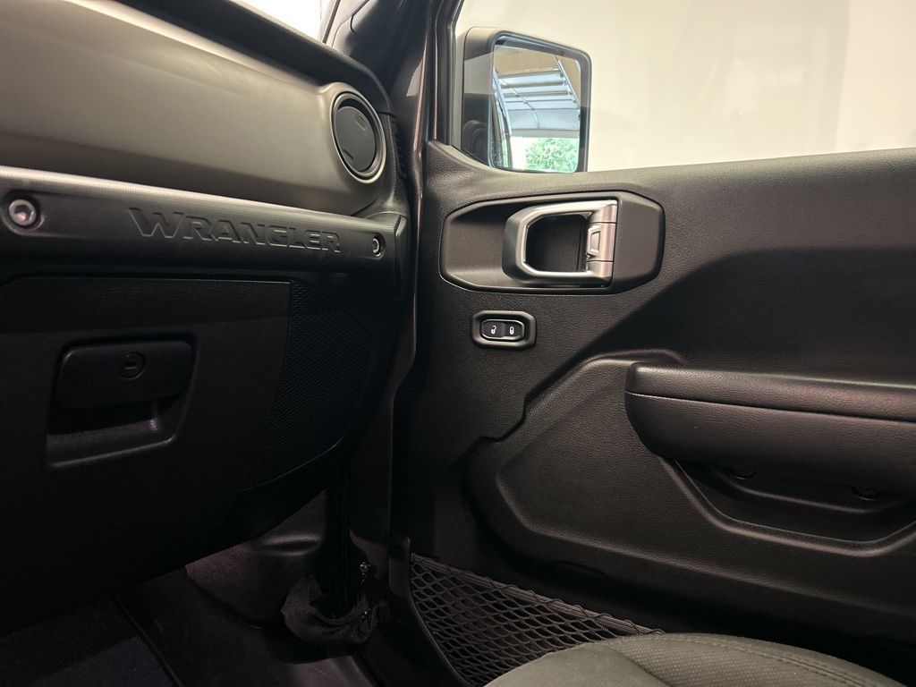 Thumbnail: 2020 Jeep Wrangler - 22