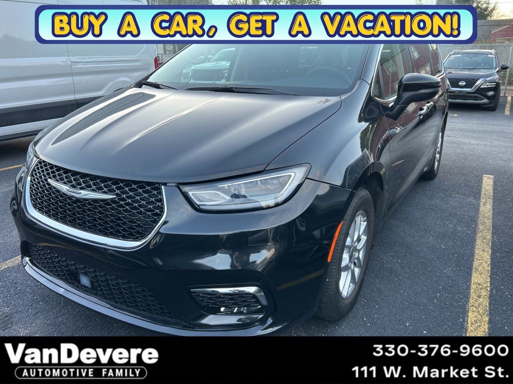 2023 Chrysler Pacifica Touring L FWD