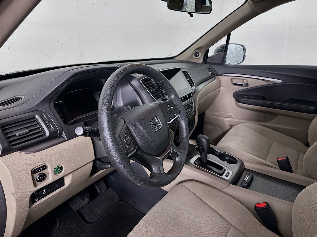 2019 Honda Pilot EX 9