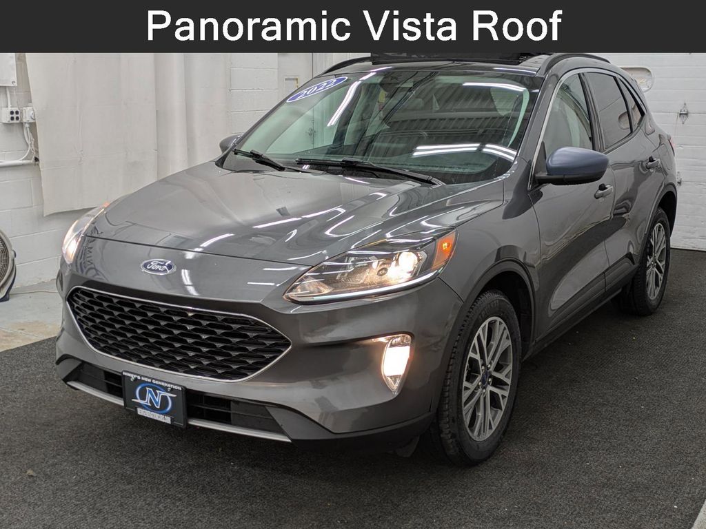 Carbonized Gray Metallic 2022 Ford Escape SEL AWD SUV / Crossover All-Wheel Drive 8-Speed Automatic