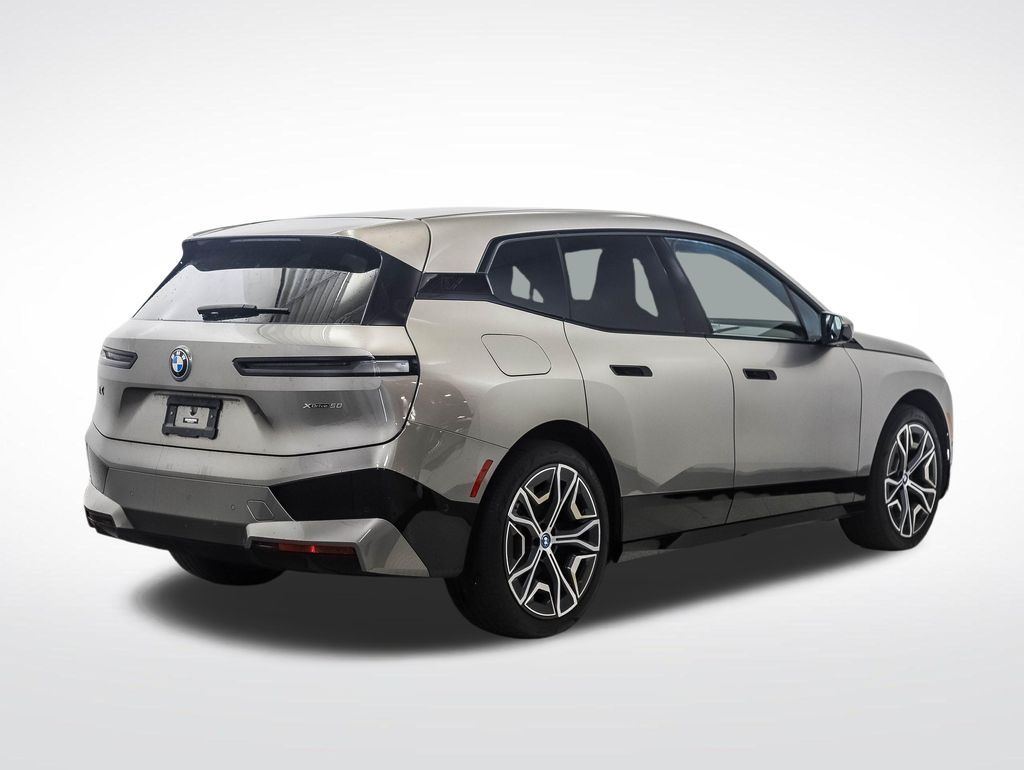 Thumbnail: 2024 BMW iX - 5