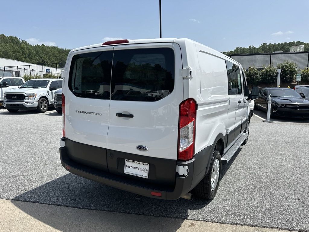 2022 Ford Transit-250 Base 7