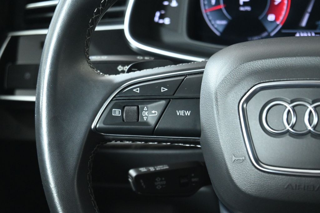 Thumbnail: 2021 Audi Q8 - 17