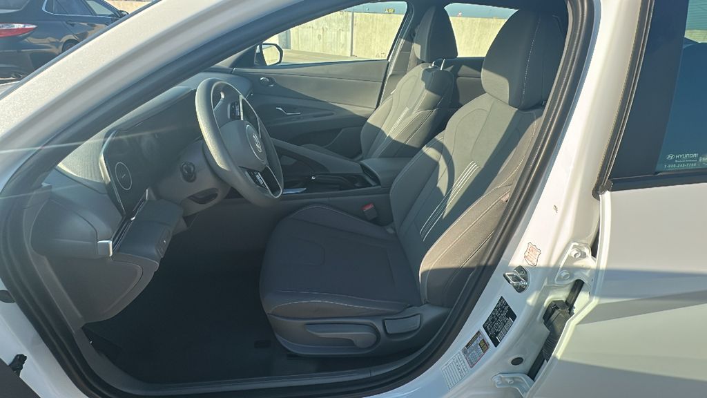 2024 Hyundai Elantra SEL White at Durrett Motor Company