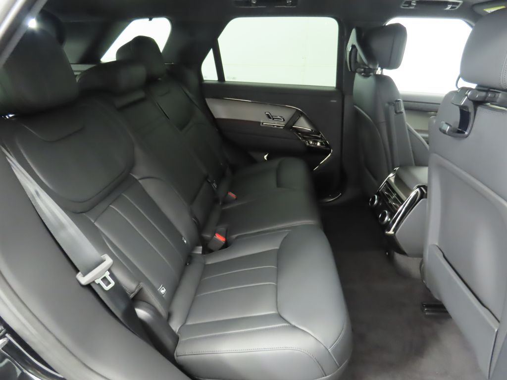 Thumbnail: 2025 Land Rover Range Rover Sport - 24