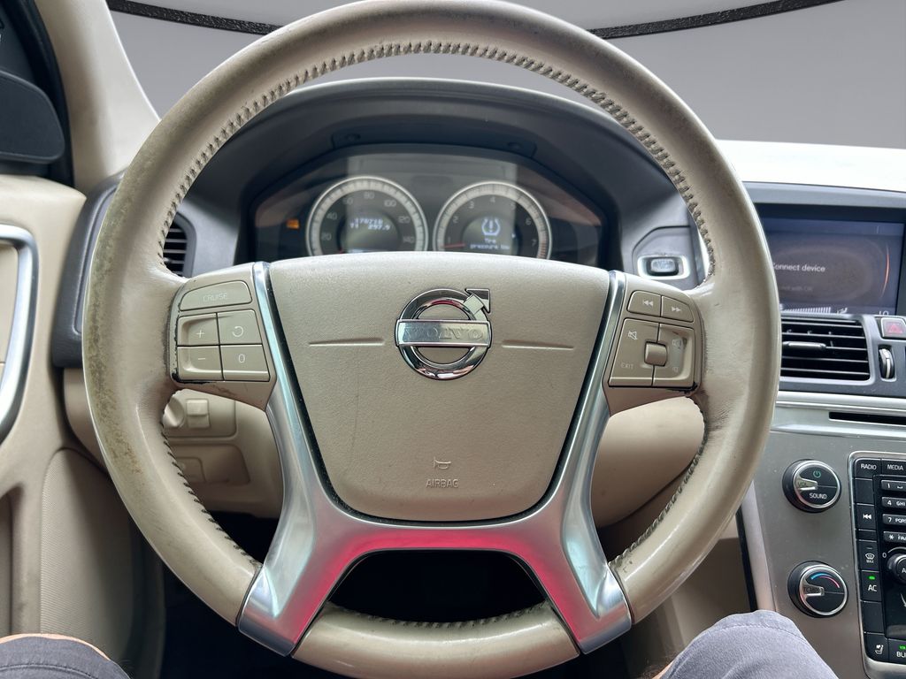 Thumbnail: 2011 Volvo XC60 - 15