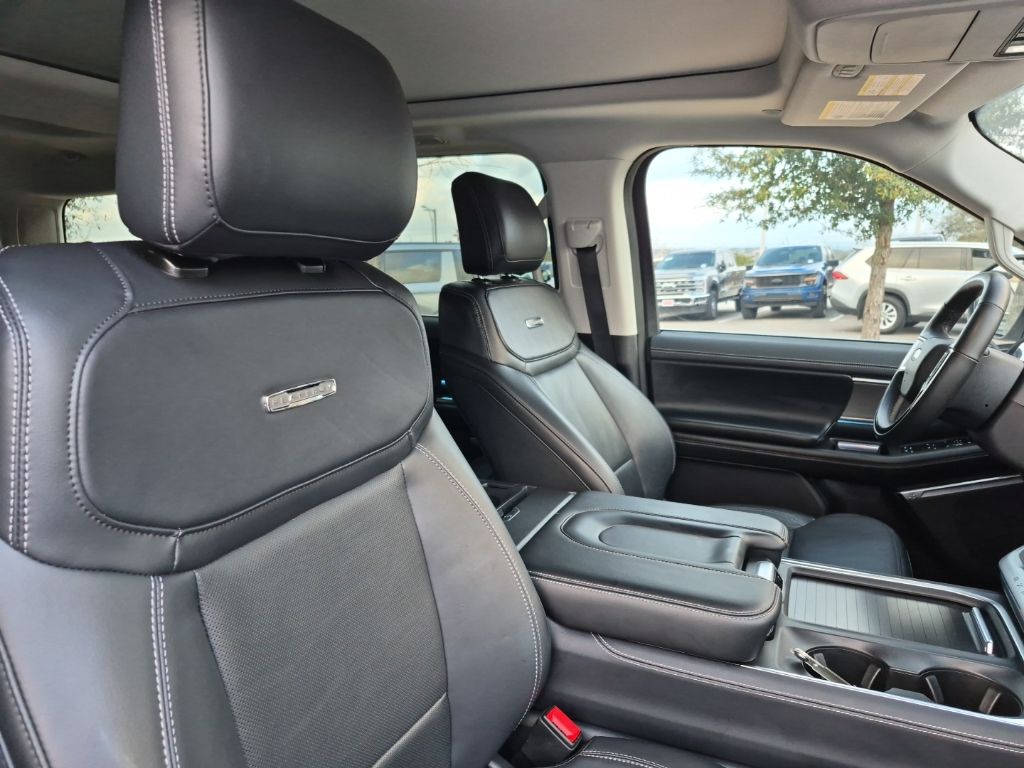 Used Car 2025 Ford Expedition  Platinum For Sale Under $80,000 In Austin, Texas