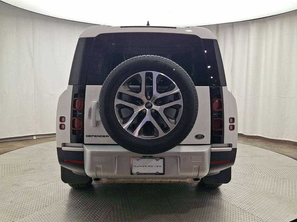 Thumbnail: 2023 Land Rover Defender - 5