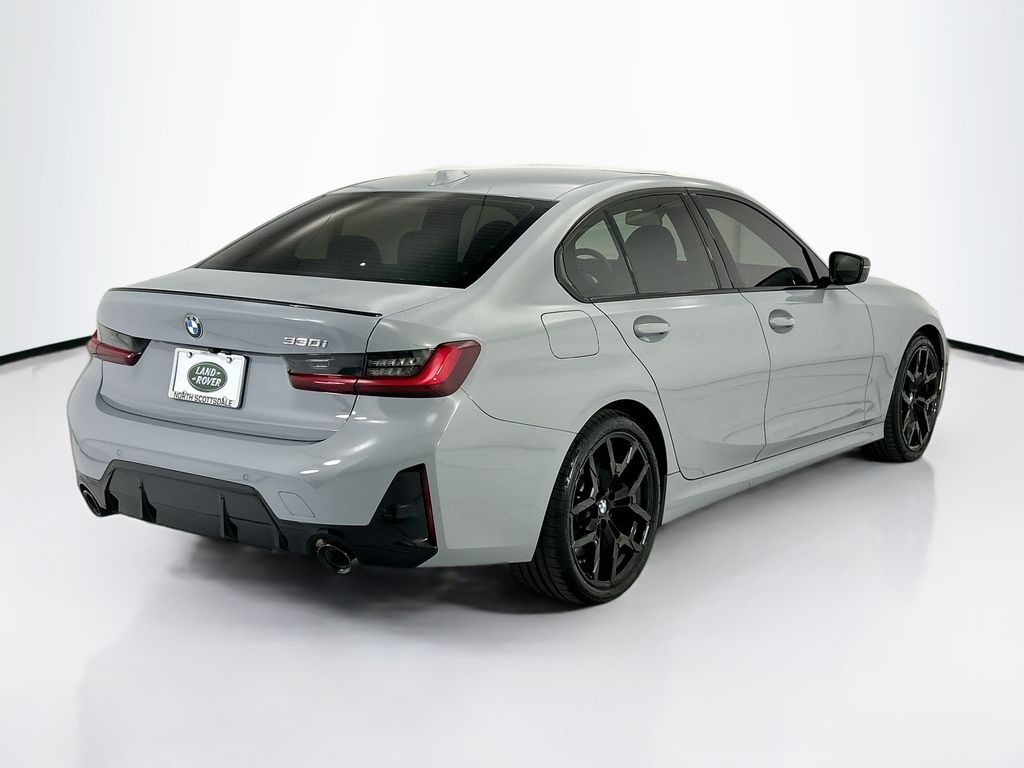 Thumbnail: 2026 BMW 3 Series - 5