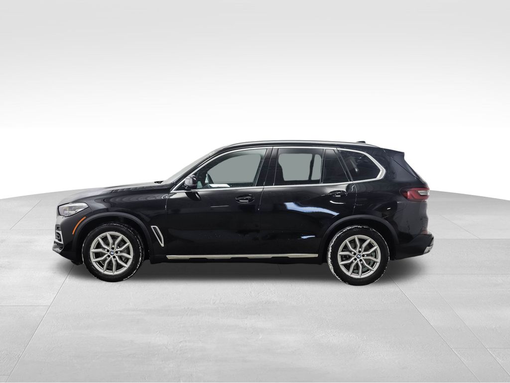 Thumbnail: 2022 BMW X5 - 2