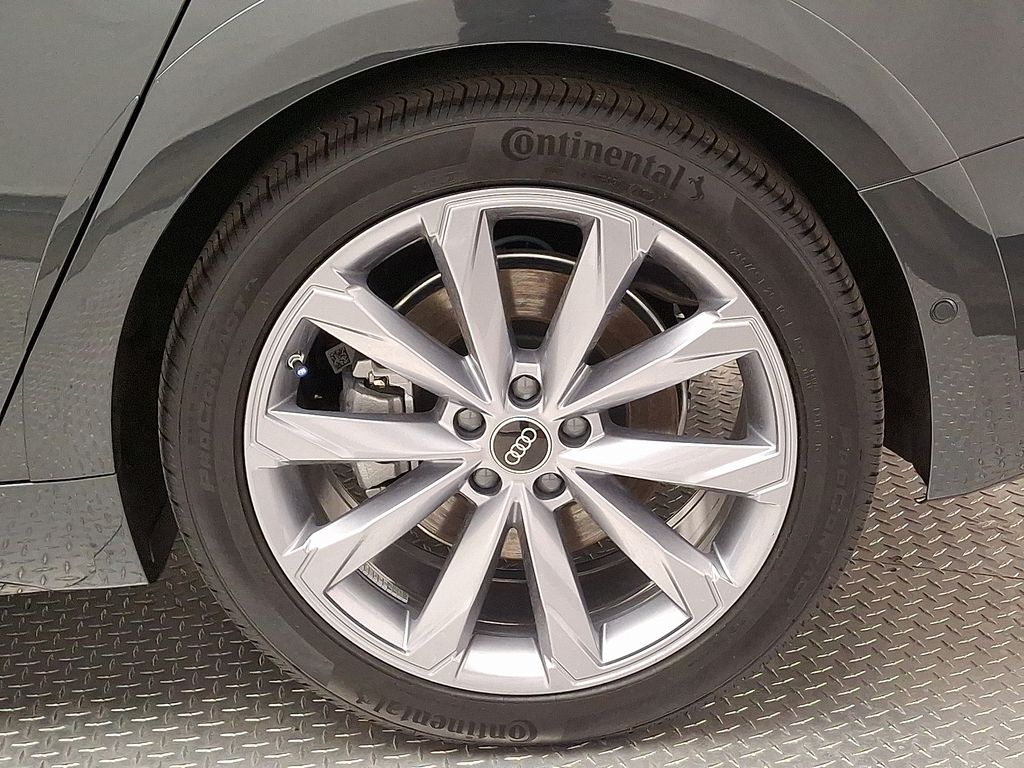 Thumbnail: 2025 Audi A6 - 5