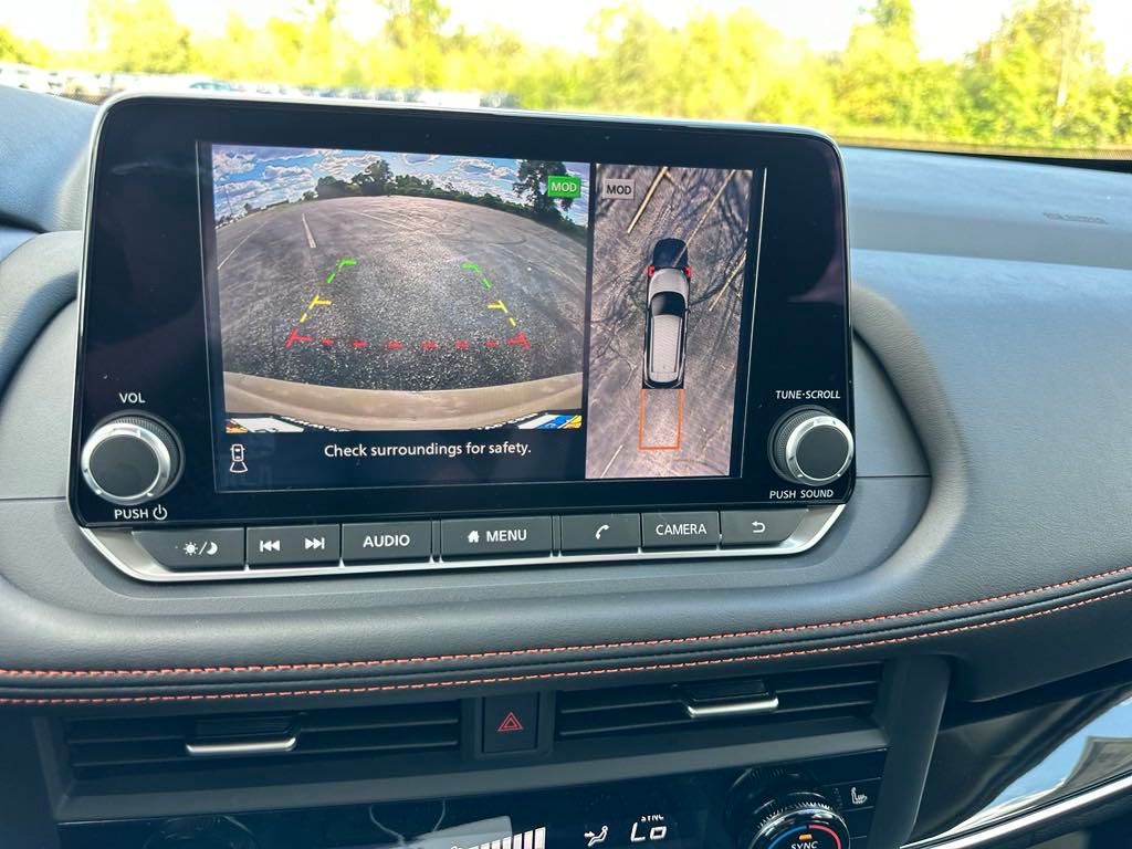 2025 Nissan Rogue Rock Creek photo