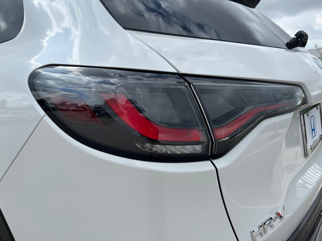 Thumbnail: 2026 Honda HR-V - 7