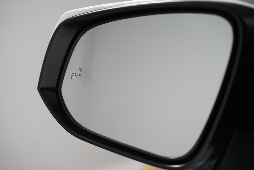 Thumbnail: 2023 Toyota Tacoma - 21