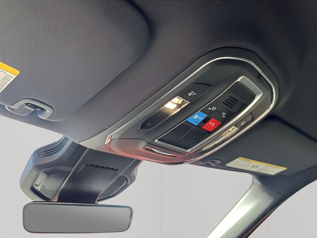 New 2026 White/off-white Jeep Laredo image 36