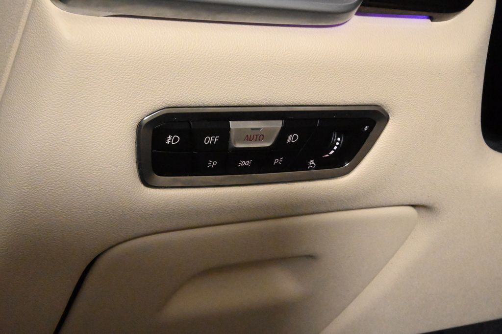 Thumbnail: 2021 BMW X5 - 26