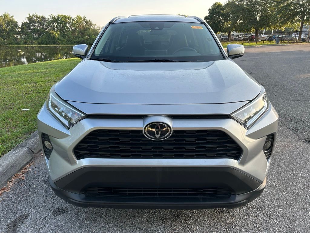 2021 Toyota RAV4 XLE Premium 8