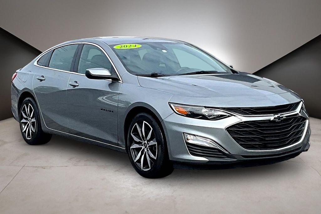 Photo 1 of 2024 Chevrolet Malibu RS