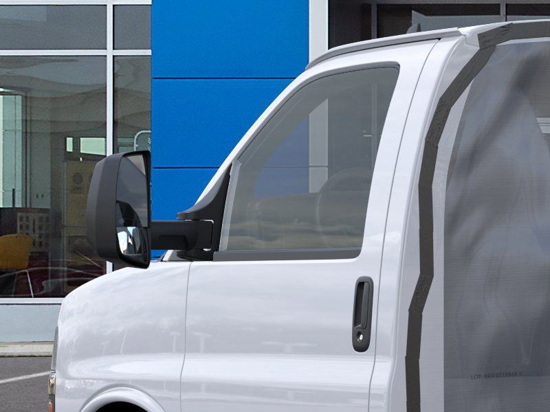 New 2025 White Chevrolet Work Van image 29