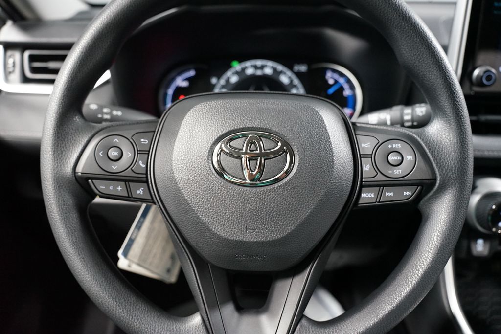 Thumbnail: 2025 Toyota RAV4 - 12