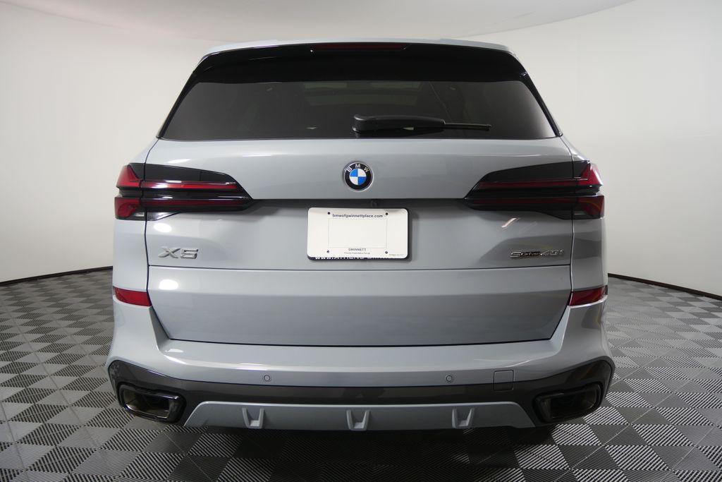 Thumbnail: 2026 BMW X5 - 4