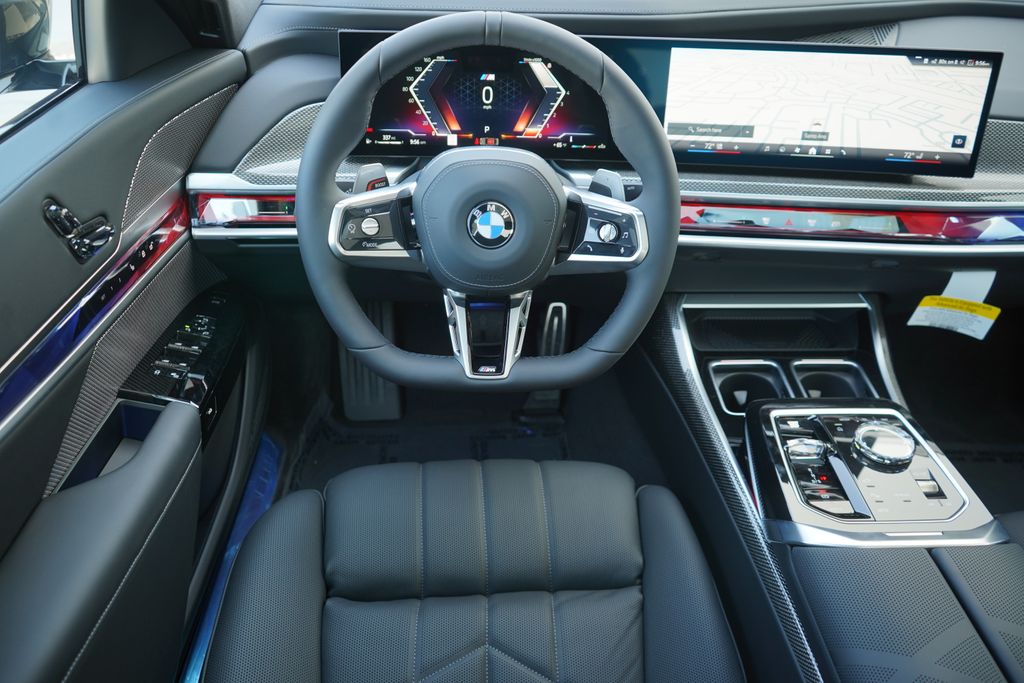 2025 BMW 7 Series 760i xDrive 16