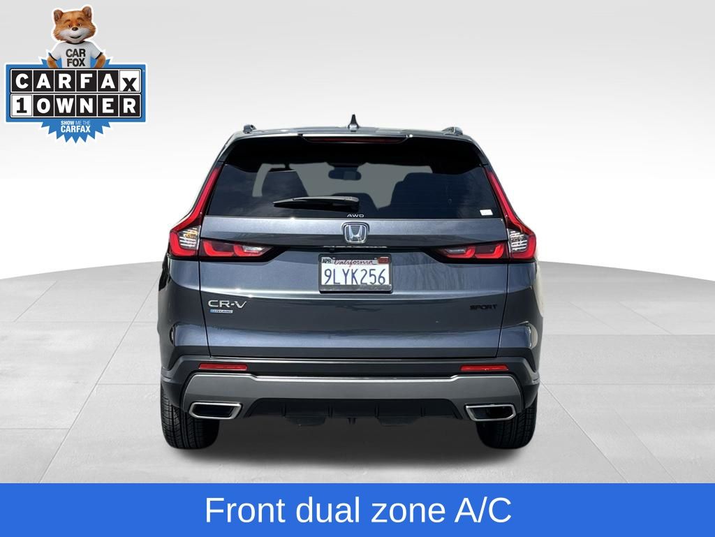View vehicle photo 3