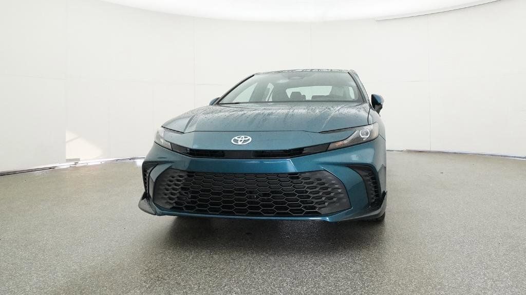 2025 Toyota Camry SE 10