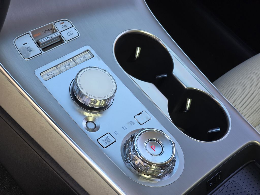 New 2026 Red Genesis 2.5T Select image 17