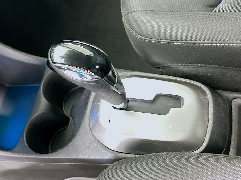 Thumbnail: 2016 Chevrolet Spark - 16
