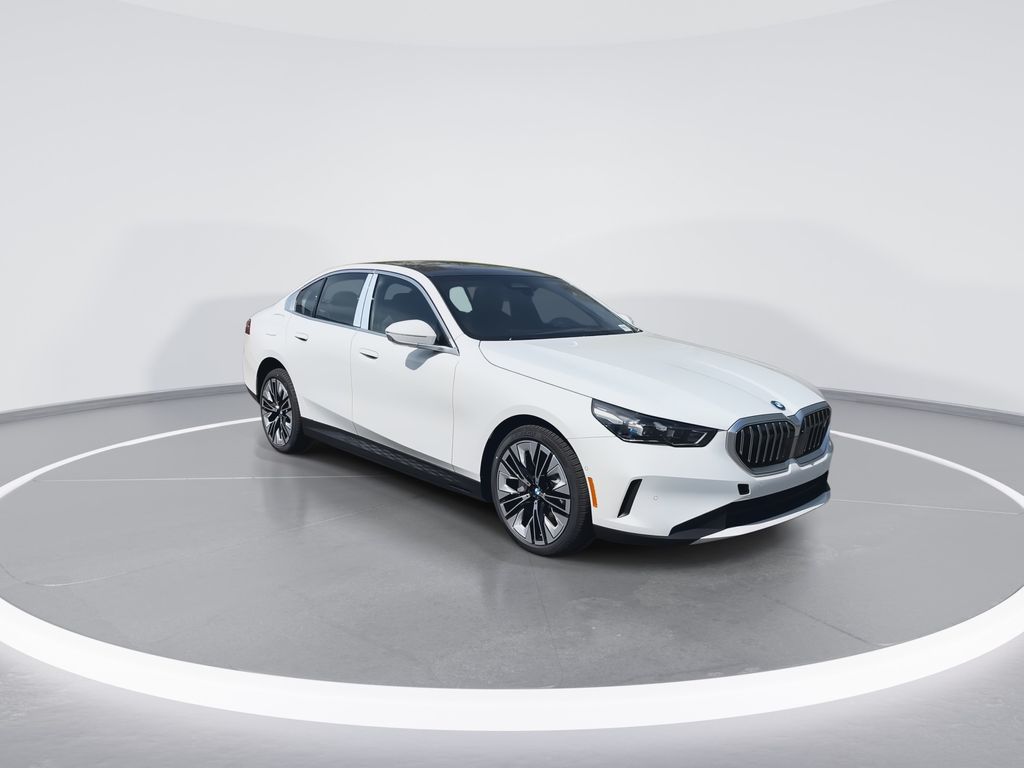 Thumbnail: 2027 BMW i5 - 2