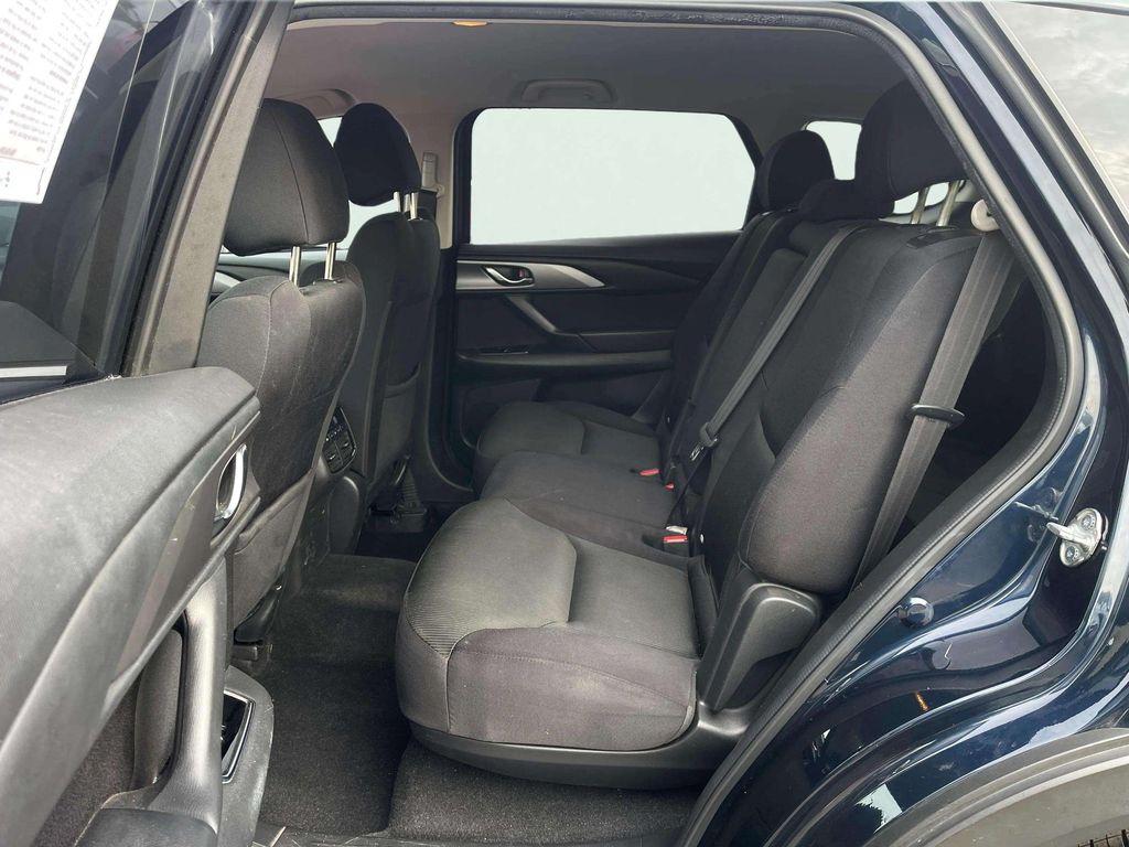 Used 2018 Deep Crystal Blue Mica Mazda Sport image 22