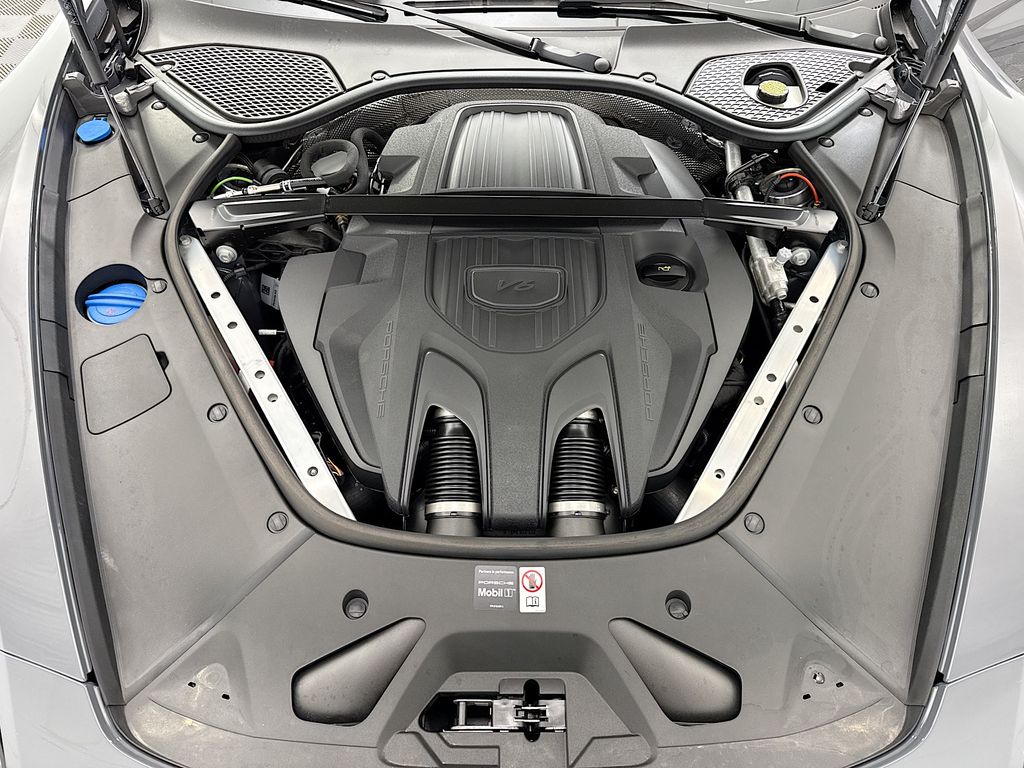 Thumbnail: 2026 Porsche Panamera - 30