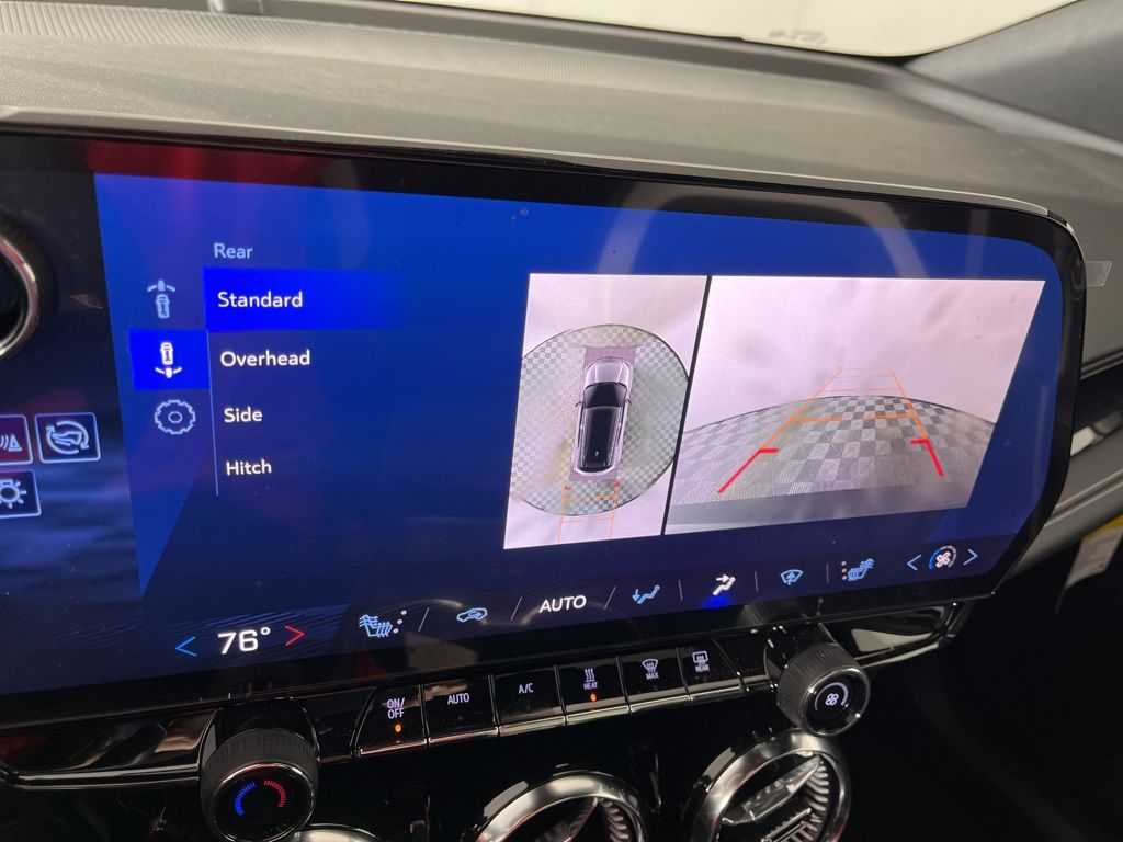 Thumbnail: 2025 Chevrolet Blazer EV - 31